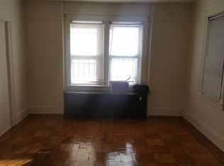 8901 31st Ave #1, Flushing, NY 11369