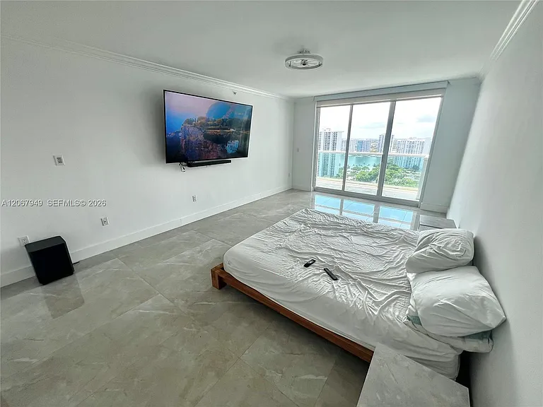 3201 NE 183rd St #2305 — Photo 36
