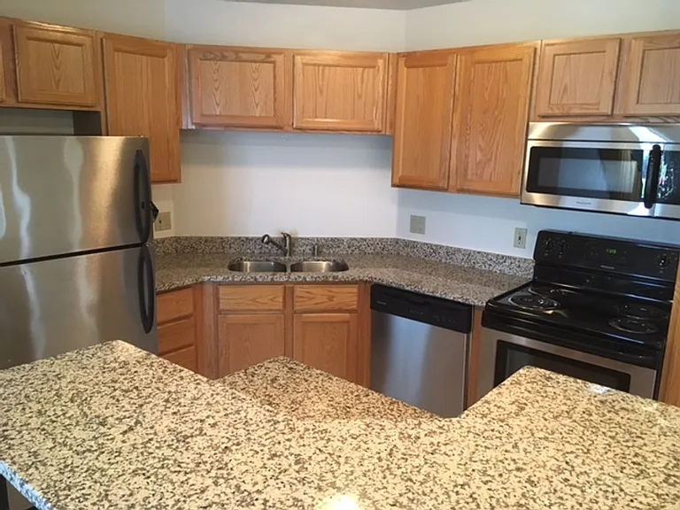 Seminole Woods Apartments — Photo 35