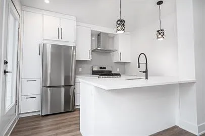 83 Rosemount Avenue — Photo 3