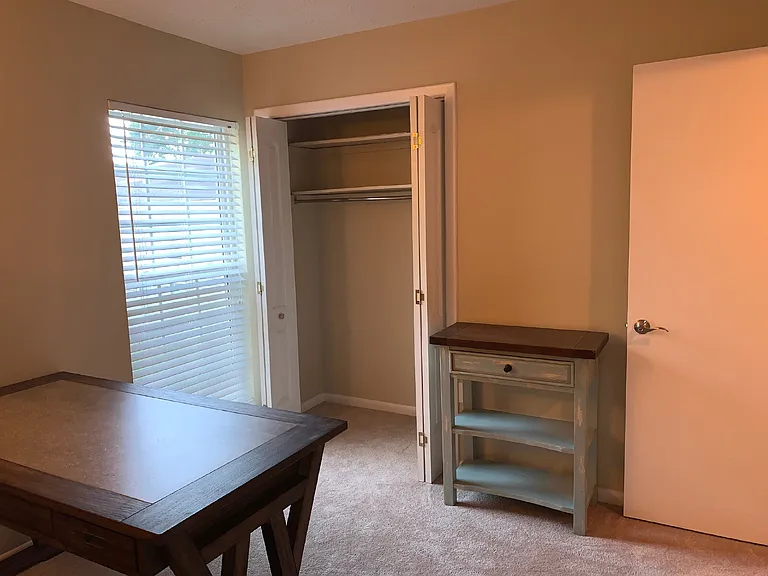 103 E Lockhaven Dr #G — Photo 18