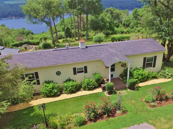 4454 Scott Rd, Bluff Pt, NY 14478