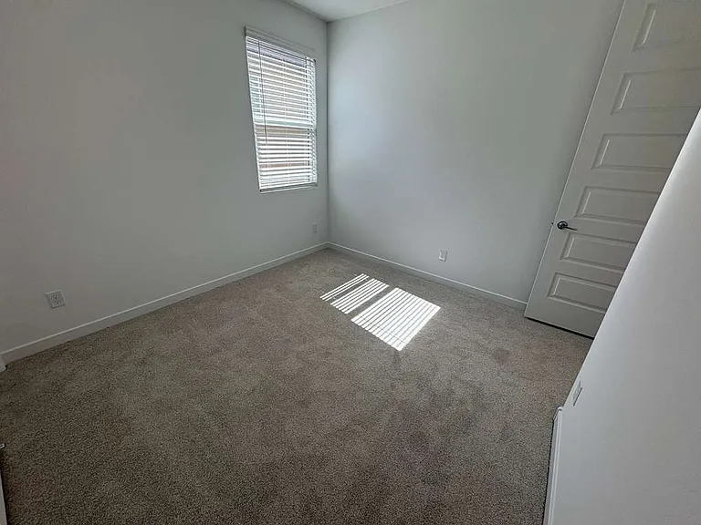 4738 E Kenneth Ln — Photo 39