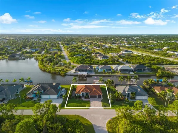 9055 Santa Lucia Dr, Port Charlotte, FL 33981