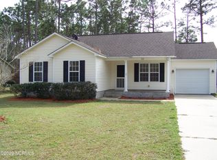 32 Shelby Rd, Southport, NC 28461