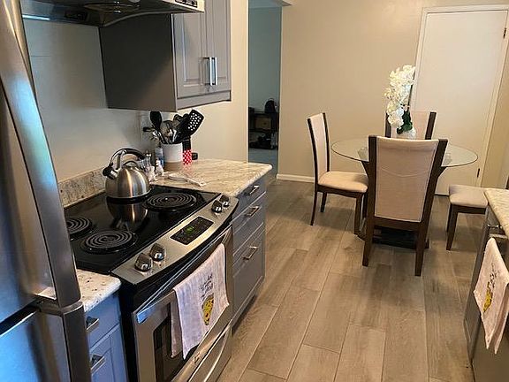 5th image of 1223 Cortez Dr #3