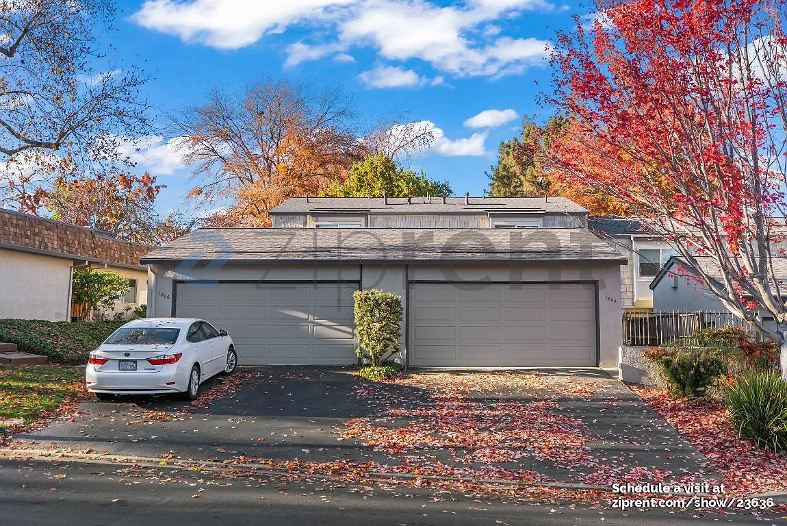 3 bed, 2.5 bath, 1263 sqft, $3,625 — Photo 1