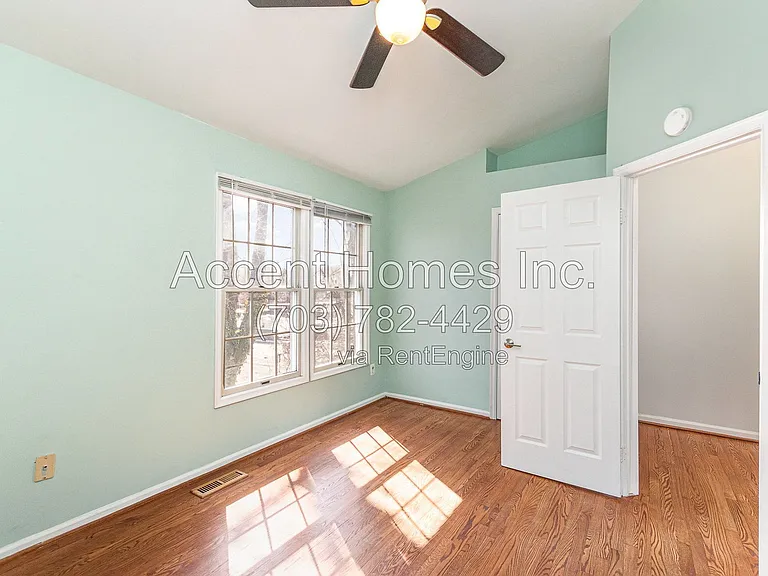5028 9th St S — Photo 20