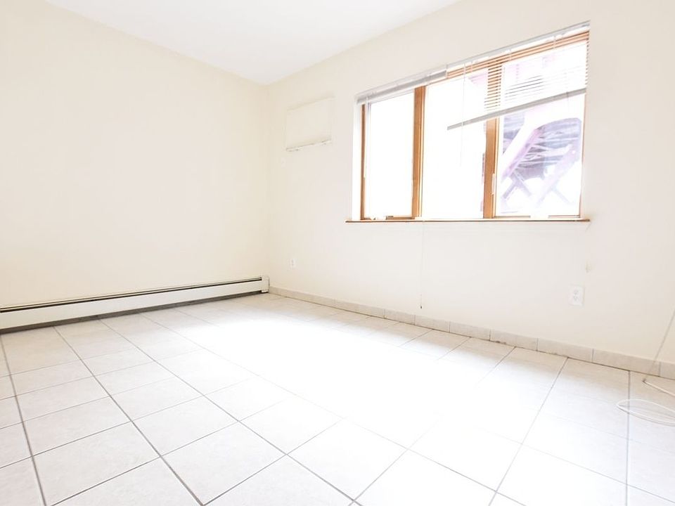 1st image of 23-33 Steinway Ave #3