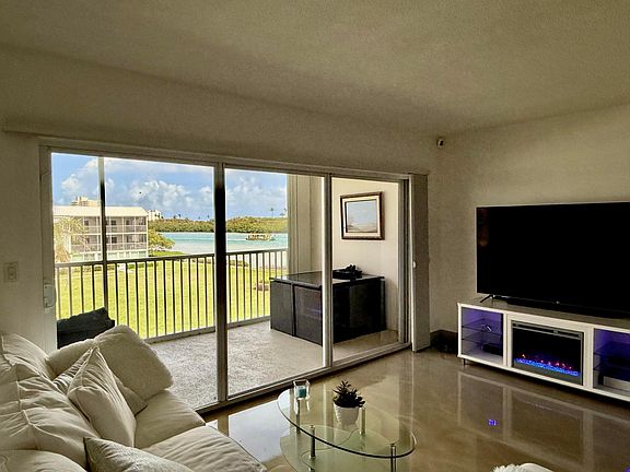 5th image of 100 Waterway Road #E305