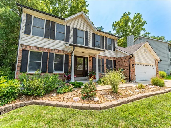 3875 Gallo Dr, Saint Charles, MO 63304