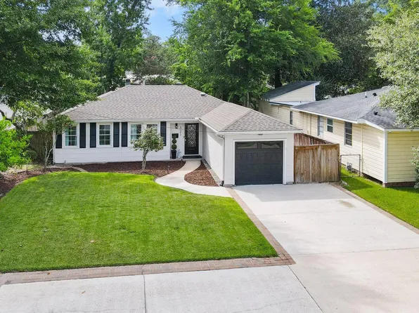521 Ursuline Dr, Baton Rouge, LA 70808