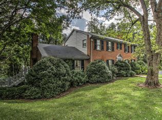 3901 Bosworth Dr SW, Roanoke, VA 24014