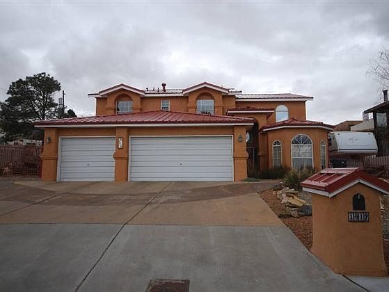 1st image of 1419 Crescent Dr NW
