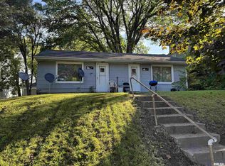 1319 17th St, Rock Island, IL 61201