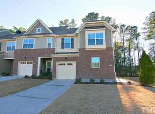 10051 Lynnberry Pl, Raleigh, NC 27617