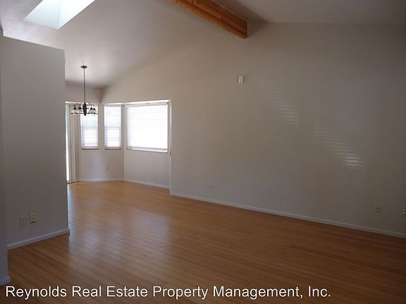 3rd image of 3620 Lake Forest Ct SE