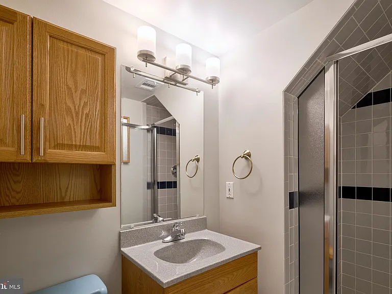 2403 Arrow Park Dr — Photo 49