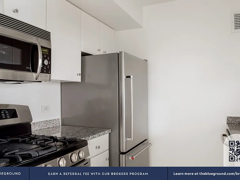 1 Union Sq S #15E — Photo 9