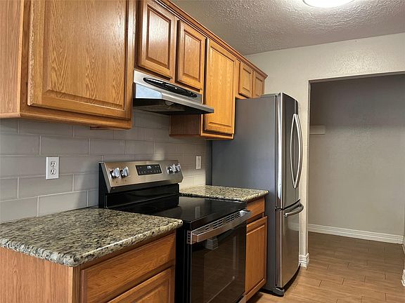 4th image of 12606 Monaco Rd