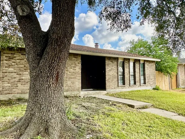14515 Lourdes Dr, Houston, TX 77049