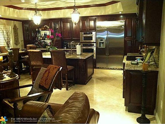 4th image of 15946 NW 81st Ct