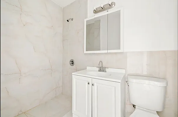 Rented by Compass | media 10