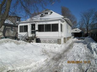 1918 12th St, Port Huron, MI 48060