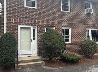 53 Oakridge Dr, Londonderry, NH 03053
