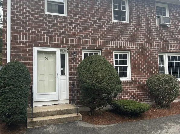 53 Oakridge Dr, Londonderry, NH 03053