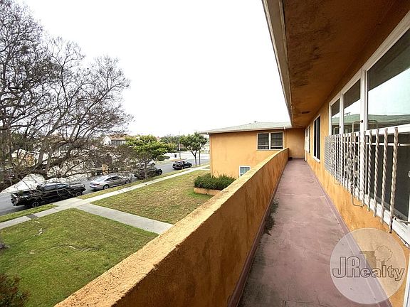 2nd image of 3317 W 78th St #1/4