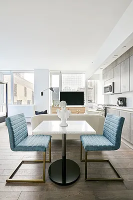 Rented by Kahen Properties | media 13