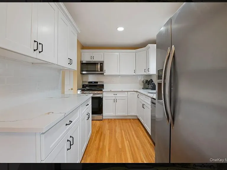 Fern Pl — Photo 9