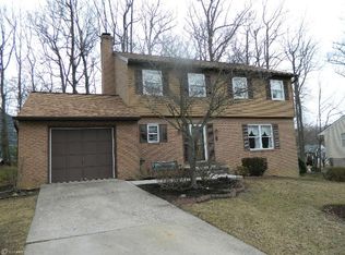 4 Iron Bolt Ct, Catonsville, MD 21228