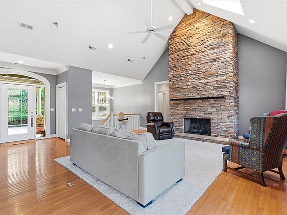 5th image of 3 Rustic Ct