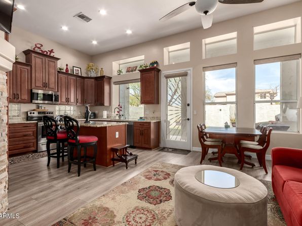 4302 E Desert Marigold Dr