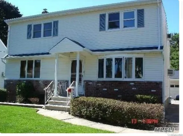 618 Midvale Avenue, East Meadow, NY 11554