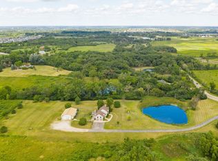 29250 N Gilmer Rd, Mundelein, IL 60060