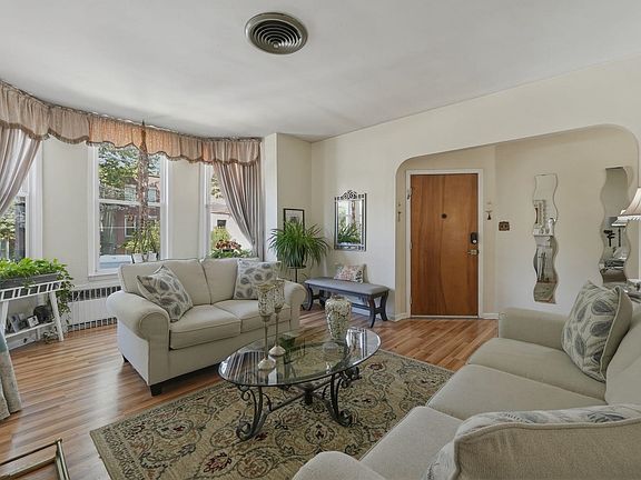 2nd image of 532 Palisade Ave #1