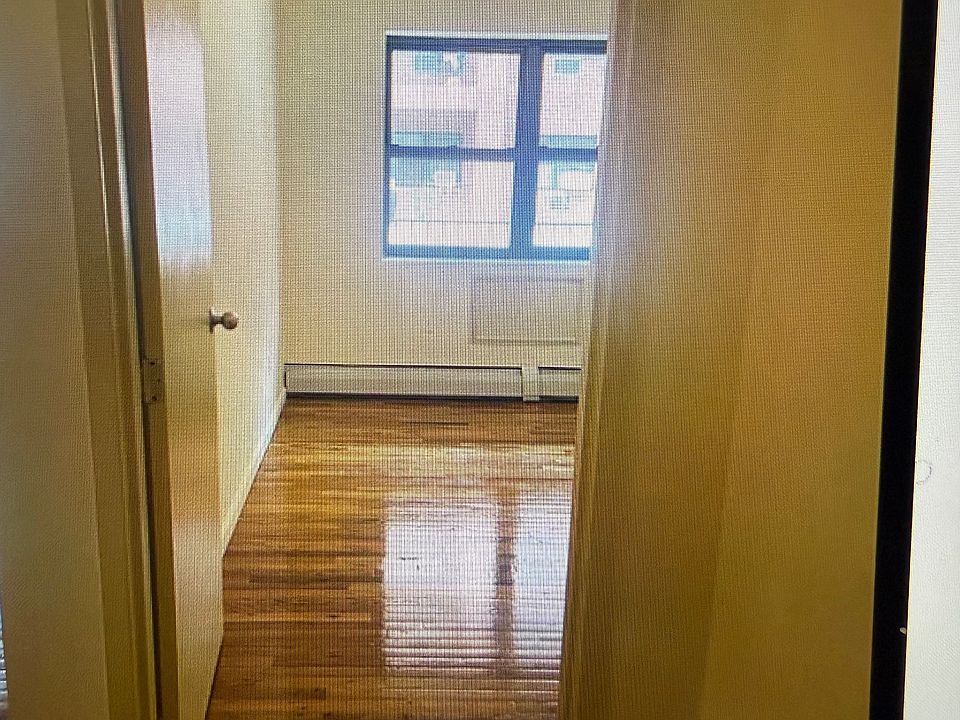 2nd image of 34-17 43rd St #2