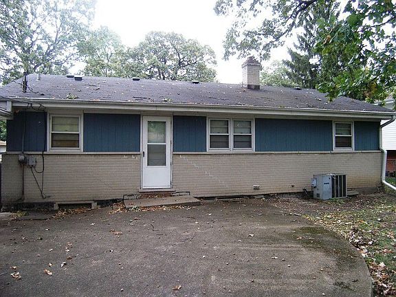4th image of 118 N Elmwood Ave