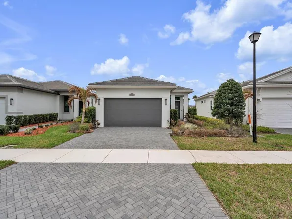 9399 SW Pepoli Way, Port Saint Lucie, FL 34987