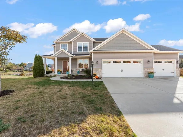 1804 Horizon Ct, Mahomet, IL 61853