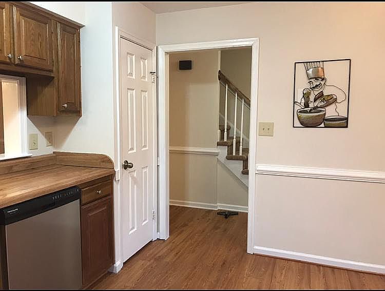 Kitchen Entranceway