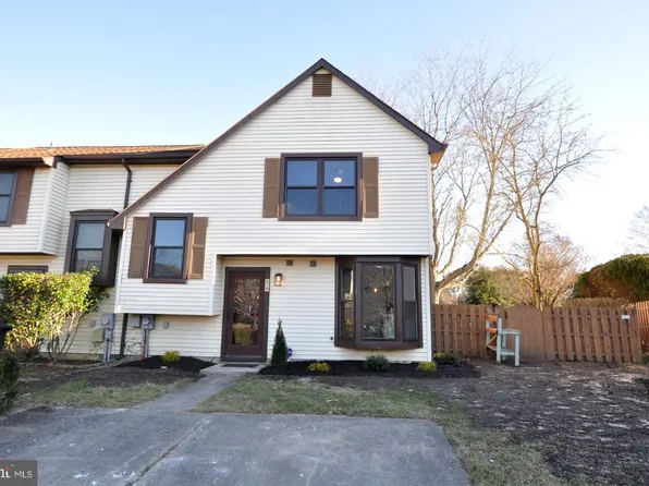50 Kanabe Dr, Westampton, NJ 08060
