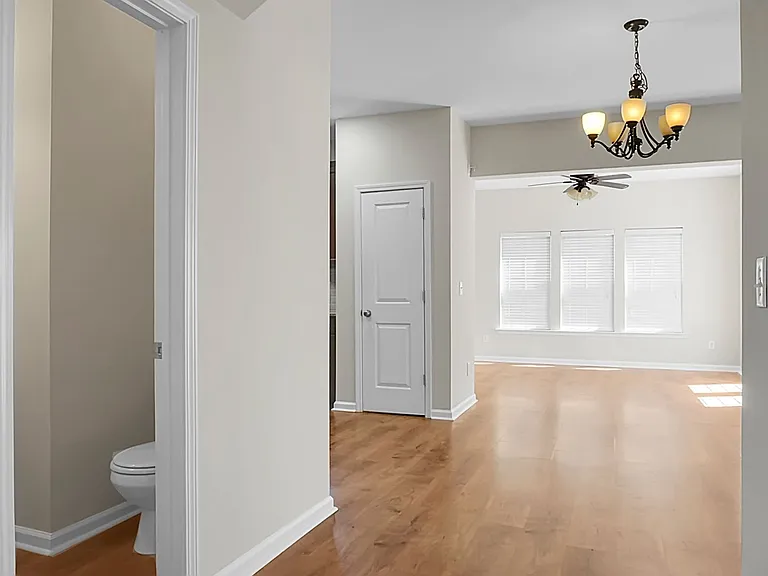 8003 Henderson Rd — Photo 9