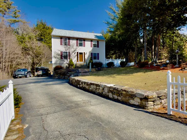 17 Ventura Drive, Raymond, NH 03077