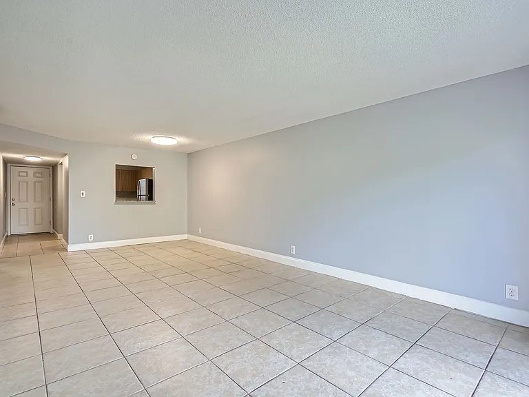 Viewmax Apartments — Photo 16