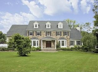 104 Lehmann St, Mahwah, NJ 07430