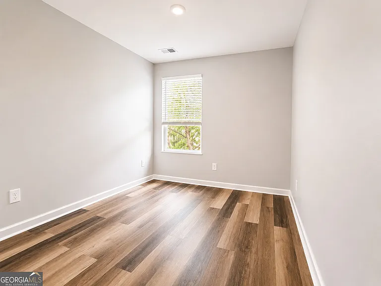 1814 Carrington Dr — Photo 14